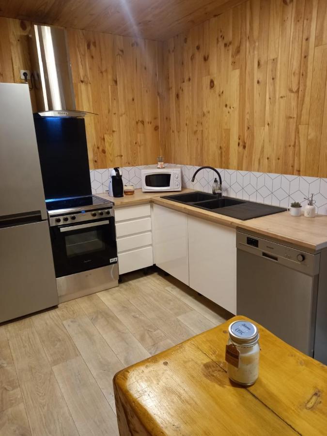 Gite L'Enclos O Rendez-Vous Roquefeuil-Pays De Sault- Avec Jardin 外观 照片