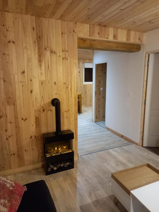 Gite L'Enclos O Rendez-Vous Roquefeuil-Pays De Sault- Avec Jardin 外观 照片