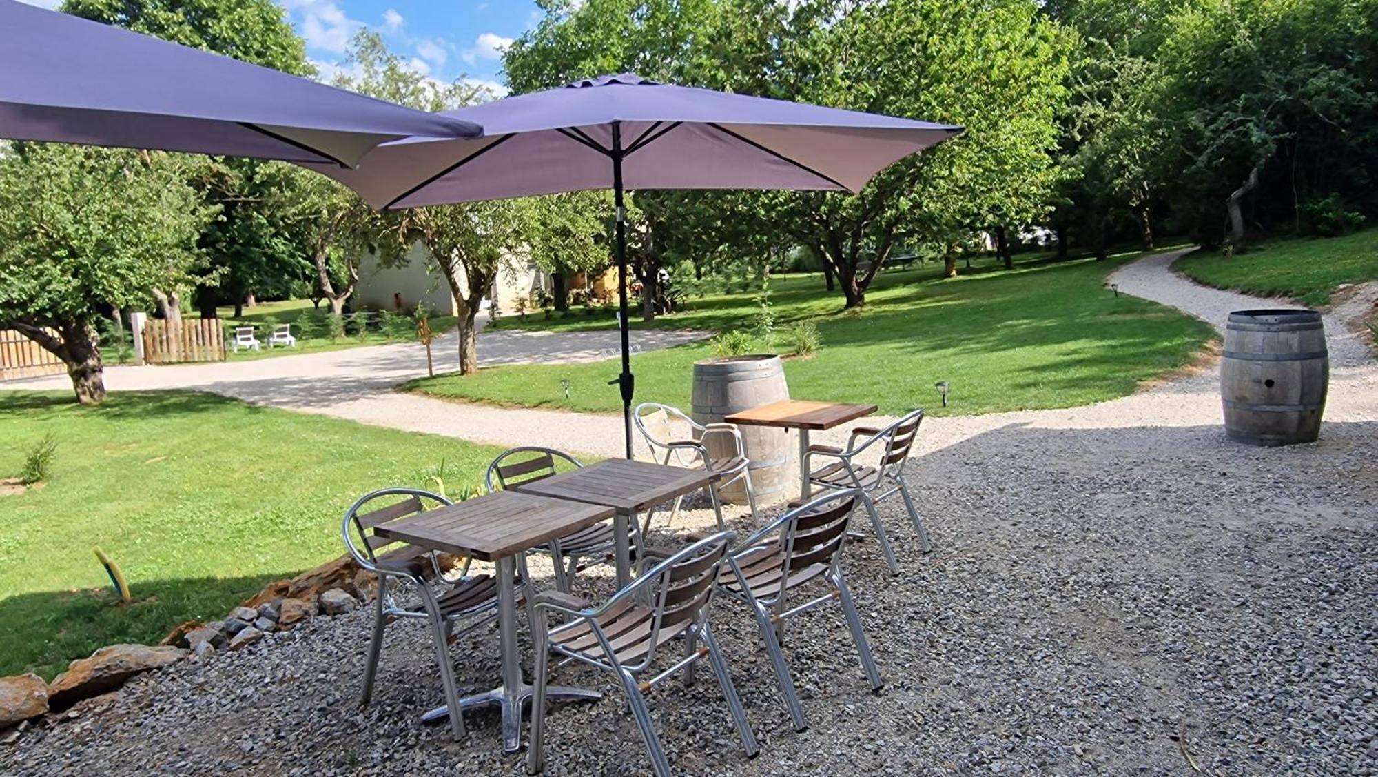 Gite L'Enclos O Rendez-Vous Roquefeuil-Pays De Sault- Avec Jardin 外观 照片